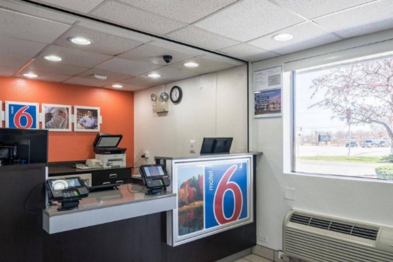 Motel 6 Chicago Southwest - Aurora Zewnętrze zdjęcie